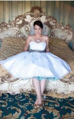 Eine Linie Einfache Plus-size-schatz Herz Trägerlosen Vintage Kurzen Hochzeitskleid GBWD115