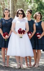 Übergröße Vollere Figur High Neck Tee Länge 1950er Jahre Spitze Brautkleid GBWD145