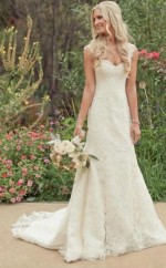 Romantische Flügelärmel Meerjungfrau Garten Spitze Brautkleid Mit Zug GBWD186