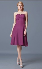 Kurzes lila Junior-Brautjungfernkleid GJFGD090