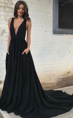 Schwarzes Chiffon-a-linien-sexkleid Mit V-ausschnitt (GJT3764)