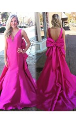 Fuchsia Taft Trompete / Meerjungfrau V-ausschnitt Hofzug Promi-kleid (GJT3804)