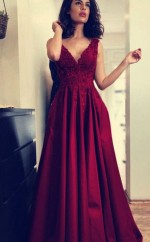 A-linie V-ausschnitt Mit Applikation Zug Mit Gerafften Satin Kleid JTC11533