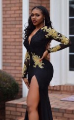 Meerjungfrau Lange Ärmel V-ausschnitt Court Train Trikot Mit Perlen Kleid JTC16523