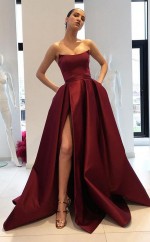 Ballkleid Trägerloser Zug Mit Rüschen Satinkleid JTC17283