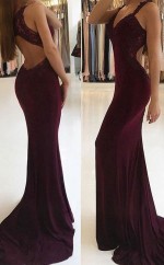 Meerjungfrau V-ausschnitt Zug Mit Applique Stretch Crêpe Kleid JTC18243