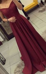 A-line Schulterfreier Zug Mit Gerafftem Satinkleid JTC18963