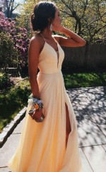 A-linie V-ausschnitt Bodenlang Mit Rüschen Chiffon Kleid JTC19083