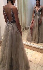 A-linie Tüll V-ausschnitt Zug Mit Paillette Kleid JTC5533