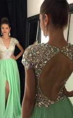 A-linie Chiffon V-ausschnitt Kurze Ärmel Bodenlang Mit Paillettenkleid JTCv3583