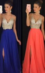 A-linie Chiffon V-ausschnitt Bodenlang Mit Perlen Kleid JTCv4353