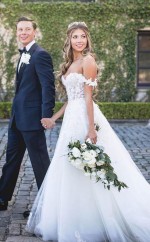 Schulterfrei Spitzenapplikationen Bescheidene Tüll Prinzessin Brautkleid Twa4452