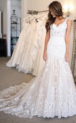 V-ausschnitt Meerjungfrau-spitze Brautkleid Brautkleid Mit Sweep-schleppe Twa5052