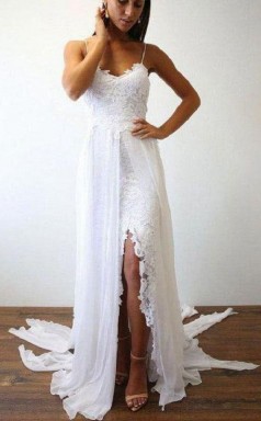 Einfache Boho Fließende Spaghettiträger Brautkleid Mit Seitenschlitz GBWD088