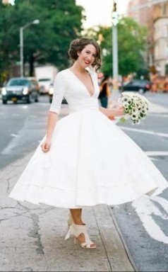 Tiefes V-ausschnitt Halbe Ärmel Tee Länge Pinup Plunge 50er Jahre Stil Brautkleid GBWD168