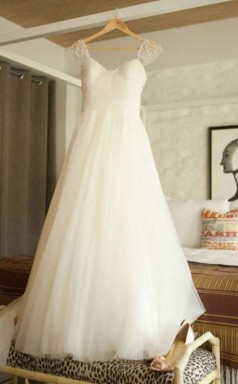 U-ausschnitt Flügelärmel Sweep Zug Perlen Plissee Brautkleid Mit Perlenstickerei Twa1062