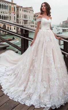 Schulterfreies Brautkleid In A-linie Mit Spitzenapplikationen Twa2322