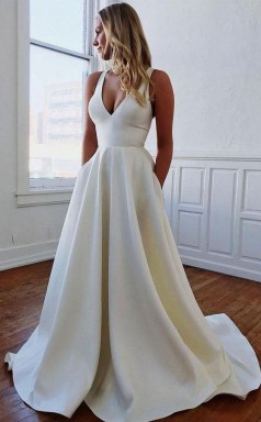 Schlichtes Elfenbeinfarbenes Satin Brautkleid Mit V-ausschnitt Und Schleife Twa3912