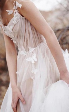 Süßes A-linien-brautkleid Mit V-ausschnitt Und Offenem Rücken Aus Tüll-elfenbein Mit Applikationen Twa4772