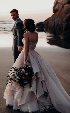 Brautkleid Mit Herzförmigem Halsausschnitt Perlen Mieder Brautkleider Twa4932