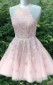 Kurzes Neckholder -hals -rosa -spitzen -Abschluss ballkleid REAL022